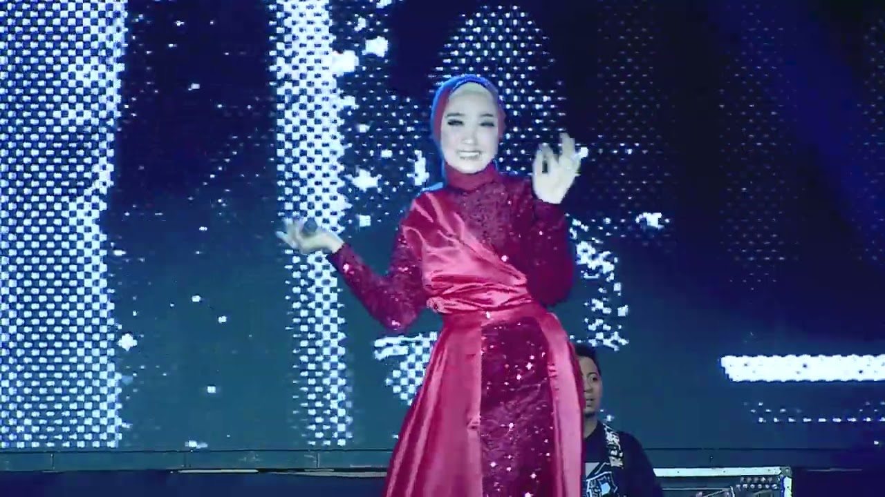 ANISA RAHMA ft. NEW PALLAPA - SEBOTOL MINUMAN LIVE PERFORM di JAKARTA 💖❤️