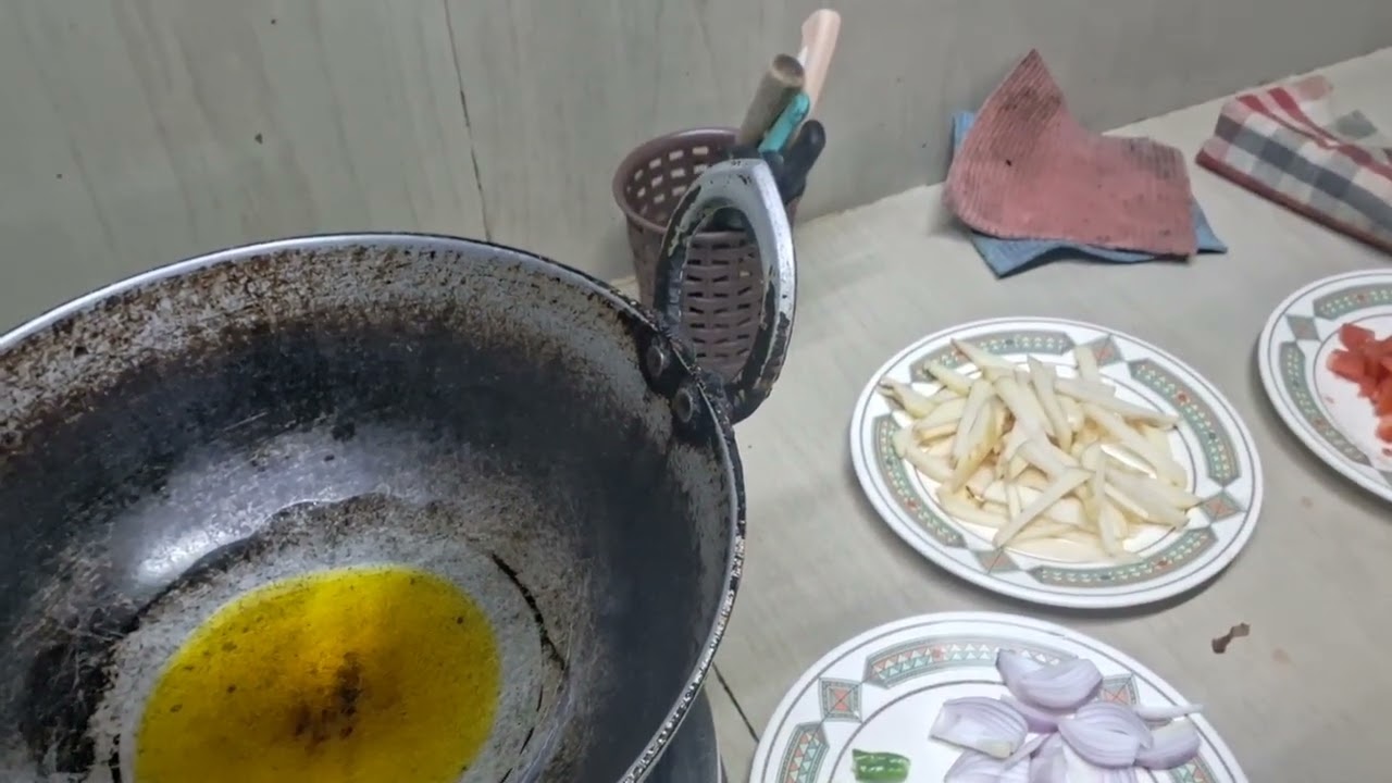 Simple, easy, fast, healthy and testy fry rice for tiffin.