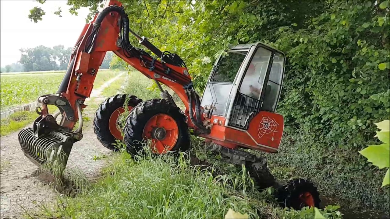 Euromach R45 Big Foot - YouTube