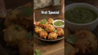 Crispy Vrat Wale Aloo Vada ?? | Navratri Special Fasting Recipe | #ChukdeSpices #Shorts