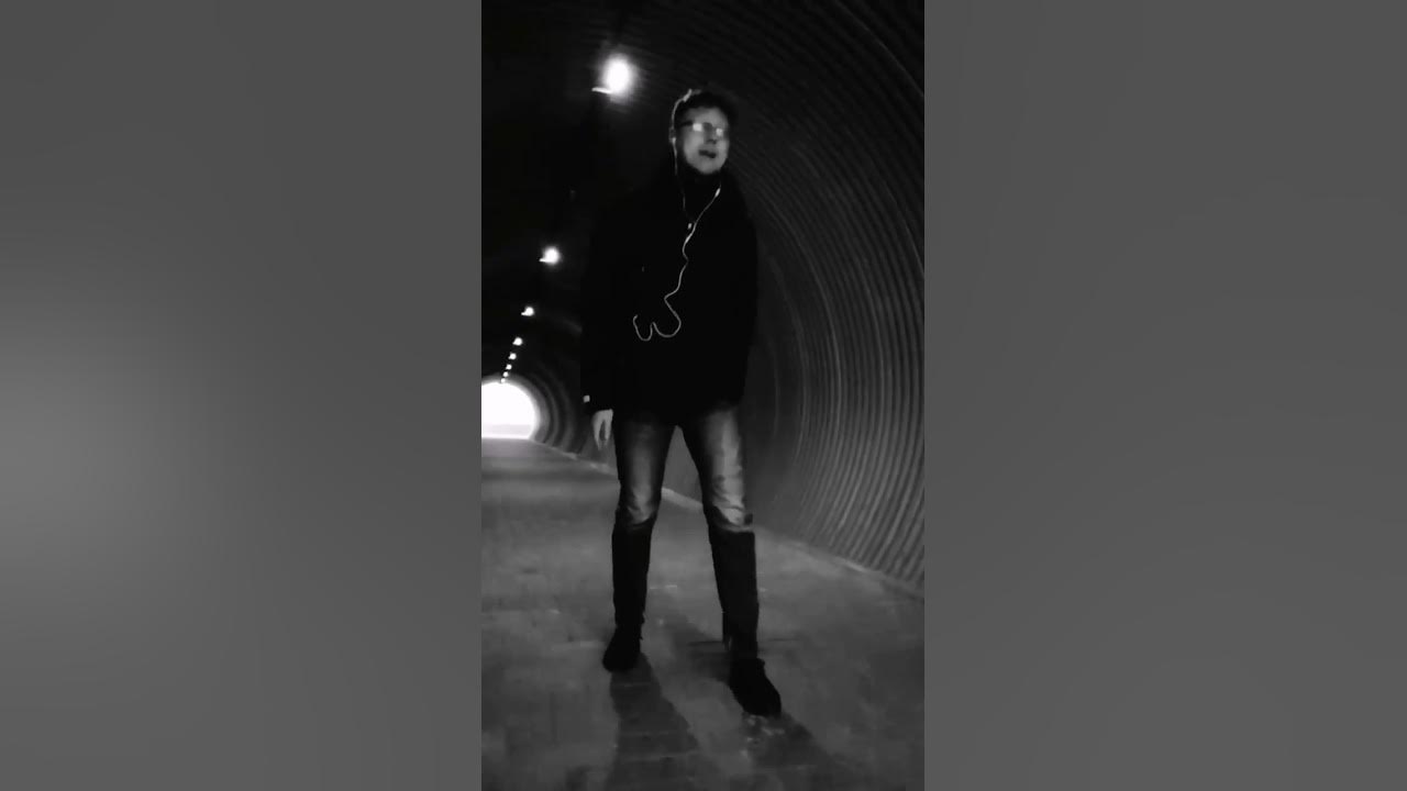 Ну почему он а не я. Не пишите мне больше. Мемы про крестное право. Буду писать видео. Сильное заявление проверять.