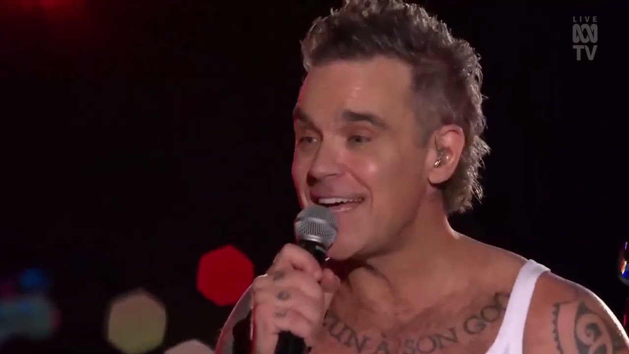 Better Man - Robbie Williams LIVE