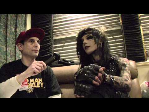 Black Veil Brides - BlankTV Interview (Andy Biersack) UMG