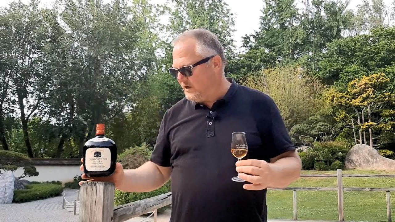Mark's Whisky Ramblings 453: Suntory Old Special Quality - YouTube