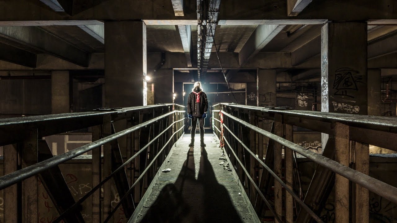 Les souterrains et hauteurs de La Défense - Urbex