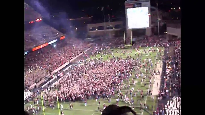 Texas A&M vs Nebraska Final Play & Rain of Towels 11/20/2010