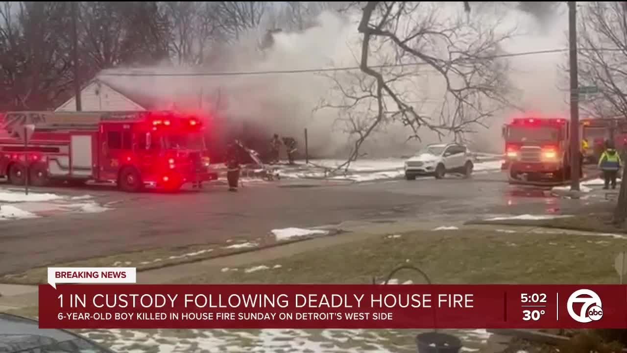 1 in custody following deadly house fire - YouTube