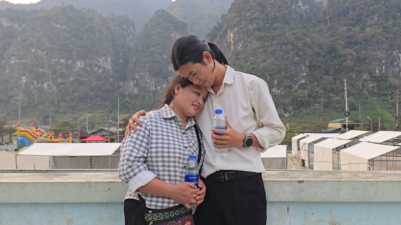 sweetest moment for the fisherman and Tu Tuc was when they decided to live together, no matter what.