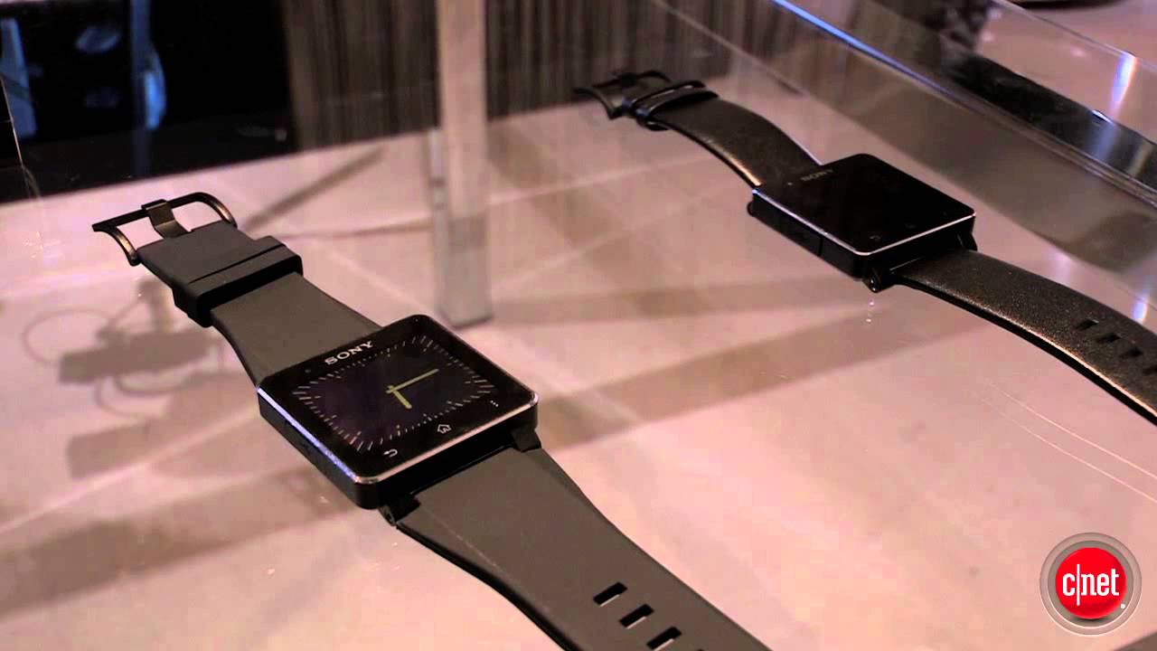 Sony Smartwatch 2, la prise en main et premières impressions - YouTube