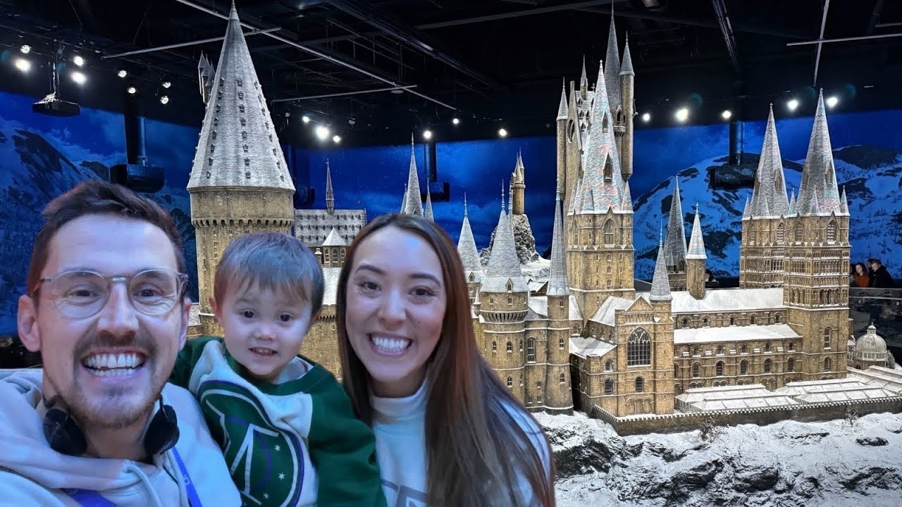 Hogwarts in the Snow! Vlogmas Day 19 