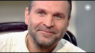 Виктор Добронравов про сложные роли, злодея с тройным дном, актёрское счастье и влюбленность в театр Видео: Виктор Добронравов про сложные роли, злодея с тройным дном, актёрское счастье и влюбленность в театр