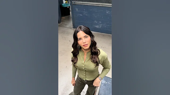 I actually am 5’3’’ 😄 #therookie