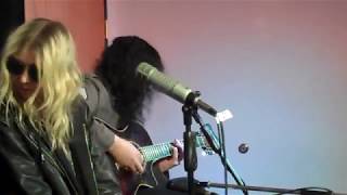 The Pretty Reckless - Take me down acoustic live 2017