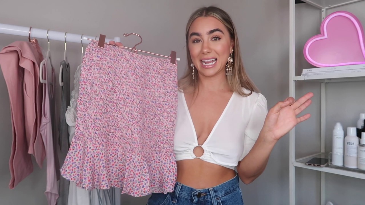 Transparent clothes try on