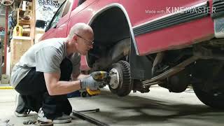 Installing 18x8 Dayton wire wheels on the 1993 chevy s10 maxi cab pick up. Chrome or nothing
