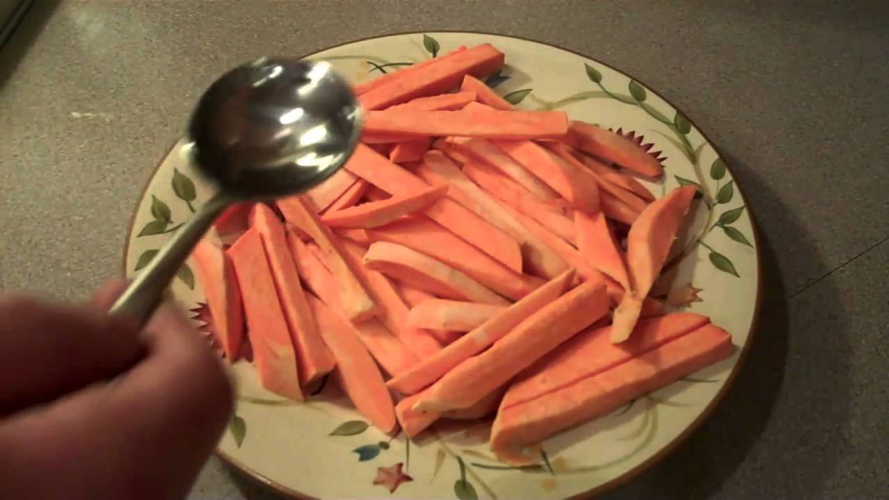How to make awesome home made sweet potato fries that anyone can make - YouTube