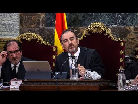 Vídeo: Què és un testimoni de govern?