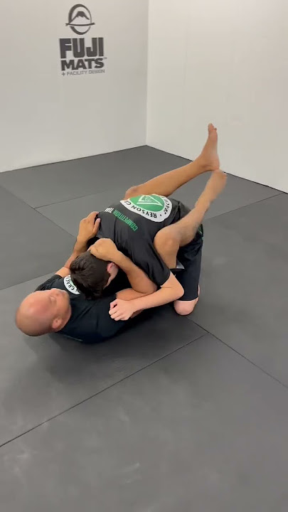 Super effective Rubber Guard choke (BJJ NOGI )
