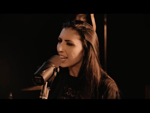 UNLEASH THE ARCHERS - Falsewave (Official Lyric Video)