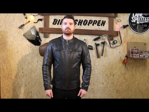 Video: Sådan Bæres En Læderjakke - Style Guide