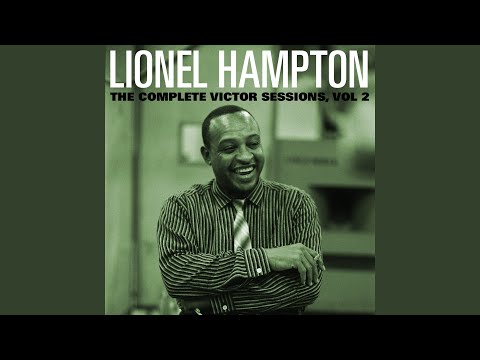 Putar Stand By! For Further Announcements (And More Good News) - Lionel Hampton