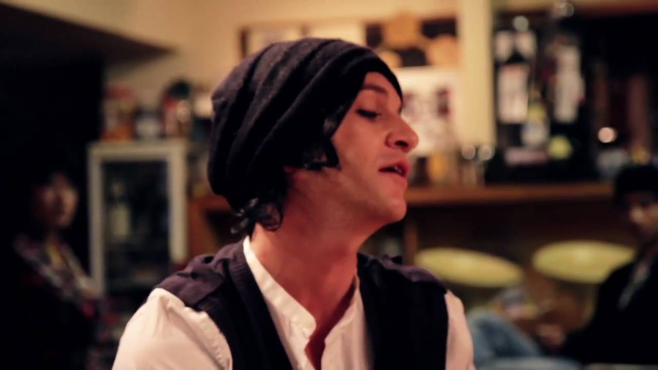 Placebo Secret Session Hennessy artistry Tokyo 2010 - For What It's Worth (acoustic) - HD