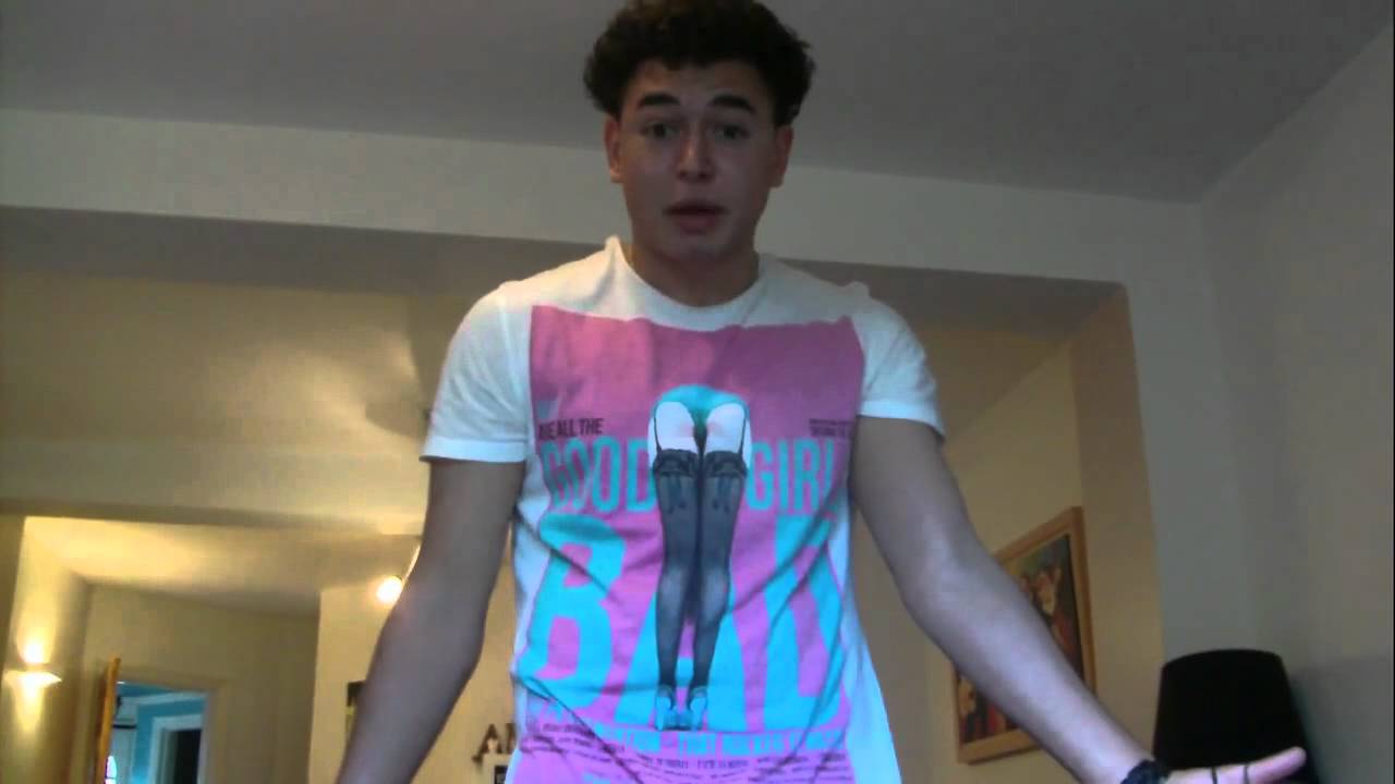 OakelSkit - The Power Of Headphones!