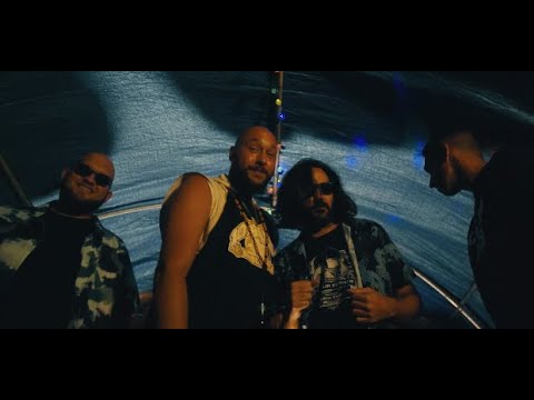 Regardez Kattman - Guerreros al escenario ft Largo el Errante, Fran Desdecero y Nano Knkuc (Travelling films) sur YouTube