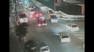 ライブカメラに写った大事故　すごい勢いで単車はねられる、門真殿島町の　単車とバンの事故　19時12分12秒