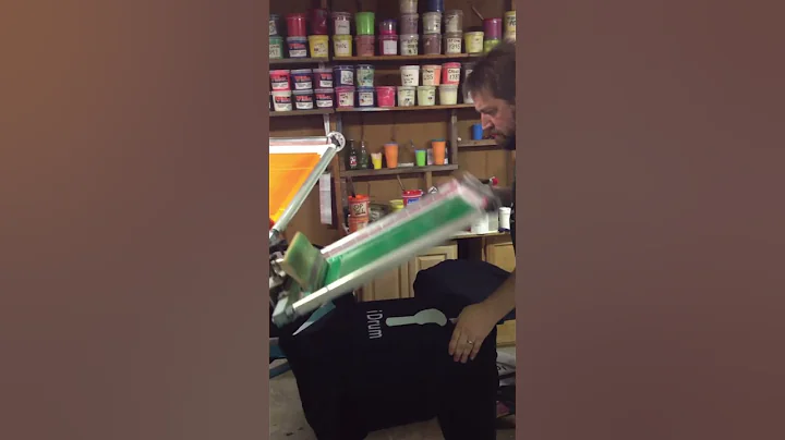 Screen printing hustle #screenprinting #screenprint #customtshirts #streetwear #brandedapparel