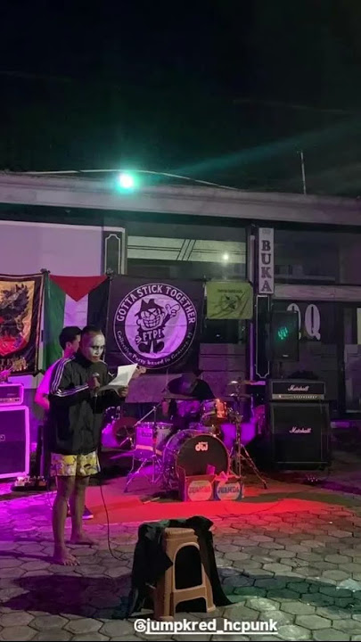 Melakukan ritual mistik pembebasan jiwa yg terbelenggu berjuta makna #jumpkred  #dennisfuch #gigs