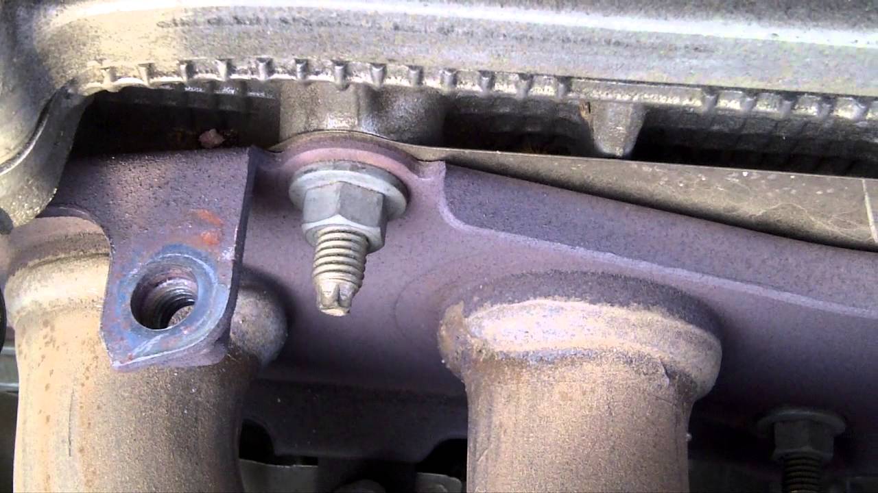 2007 - 2008 Toyota Highlander - High pitch noise in engine compartment