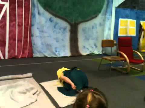 Learning Tree Montessori Spring Program- Goldilocks & the 3