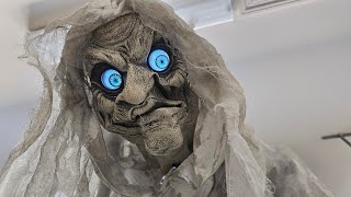 Wailing Phantom Animated Prop For Halloween