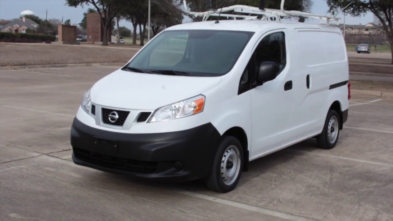 nissan nv 2000