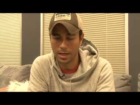 Enrique Iglesias answers fan questions mp3 ke stažení