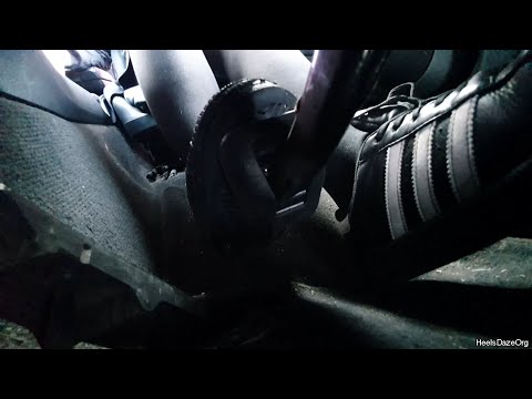 Driving BMW e46 in Adidas Preview