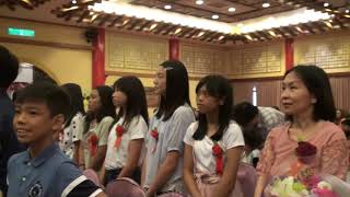 1080610高雄市大華國小第63屆畢業典禮-18 畢業生高歌飛揚(明天你好)