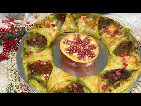 Puff pastry wreath with pesto, sundried tomato, mozzarella and salmon | Easy Christmas star 👑⭐️🎄🤤❤️