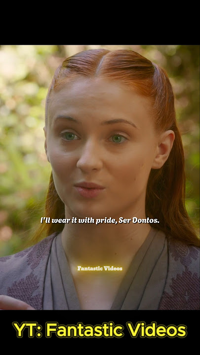 Dontos gives Sansa a family heirloom necklace. #gameofthrones #sansastark #jaimelannister #dontos