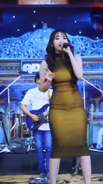 TOANG TAMBI DIFARINA INDRA ADELLA
