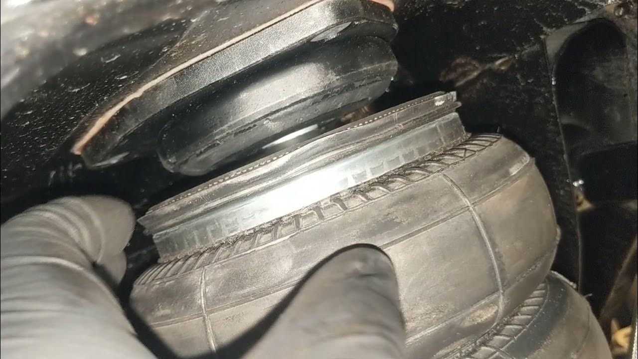 Air suspension, LOUD SOUND! when airing up - YouTube