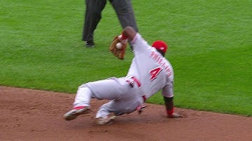 CIN@PIT: Phillips backhands, fires a strong throw