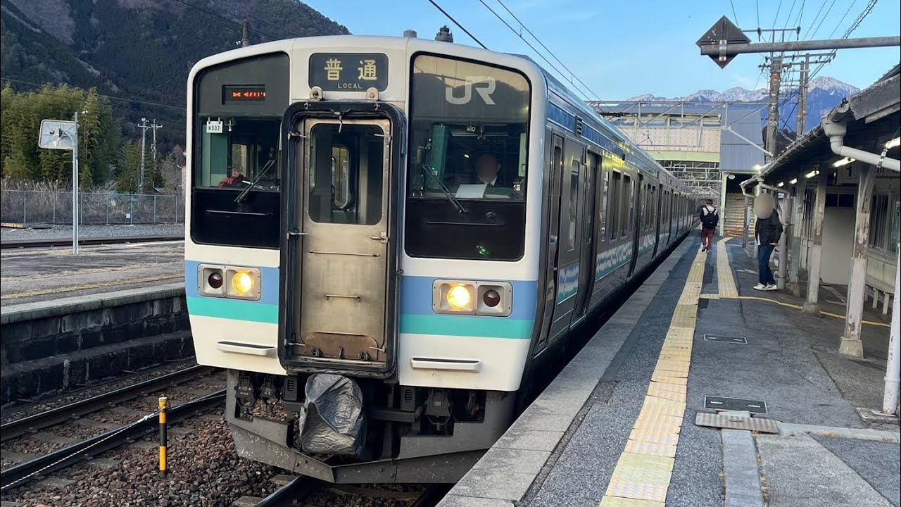 JR東日本】211系3000番台N302編成普通中津川行き野尻到着 - YouTube