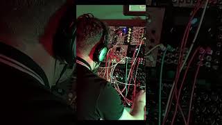 Eurorack Modular Techno 106 #analogtechno #synth #eurorackjam #electronicmusic #euroracklive #techno