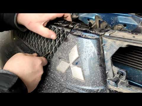 Как снять бампер Mitsubishi Lancer