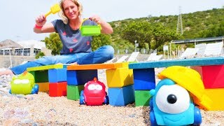 Araba oyunları. Sahilde oyuncak arabalara garaj yapalım! Çocuklar için video. screenshot 5