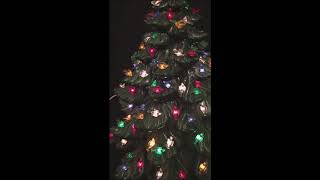 Atlantic Mold Ceramic Green Christmas Tree Large with Bird Pegs