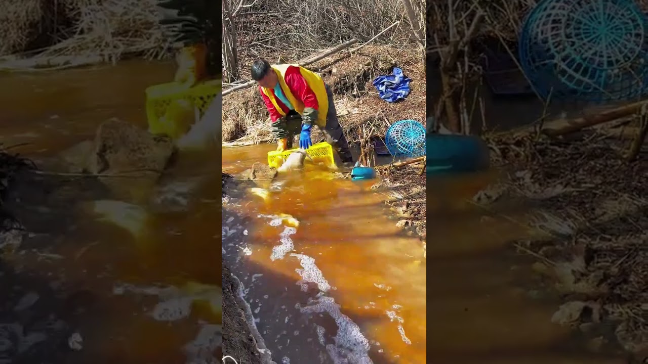 Amazing Survival Skills: Innovative Method of Fishing Through Ice in Extreme WinterConditionspart232