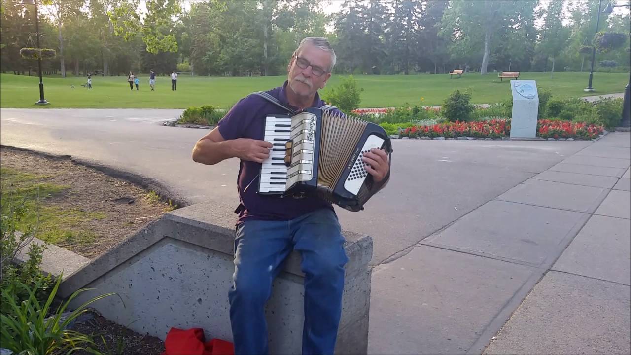 buskerjames  performs / Rasputin